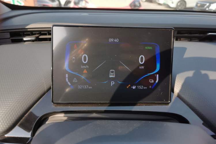 Used Chery New Energy Boundless Pro 2022 301km LingShou Edition Lithium Iron Phosphate Instrument Cluster