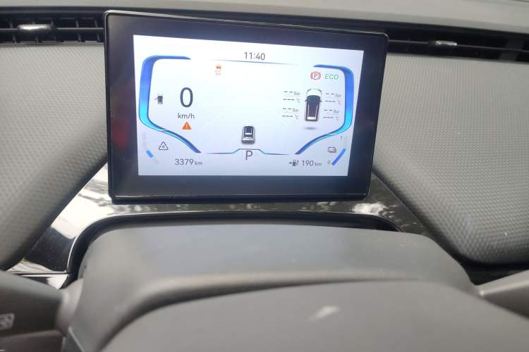 Used Chery New Energy Boundless Pro 2022 301 km Range "Divine Beast" Version Lithium-Ion Battery 30.6 kWh Instrument Cluster