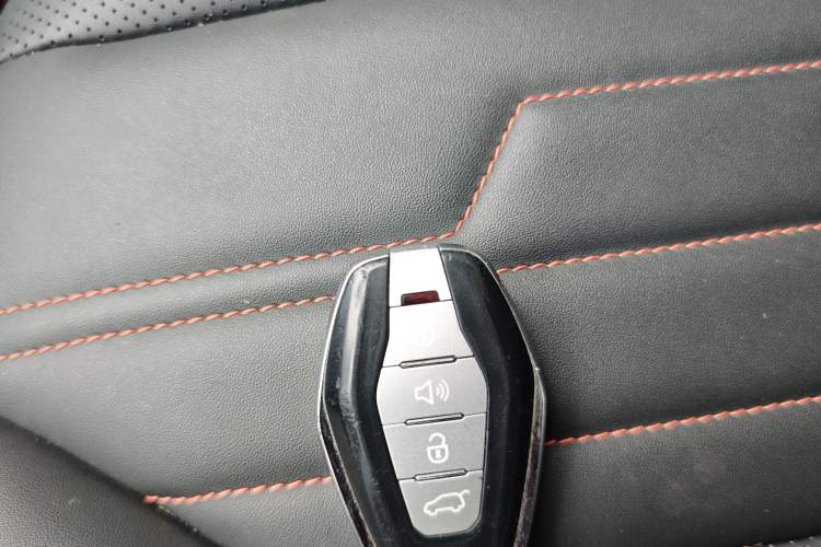 Used Chery New Energy Boundless Pro 2022 301km LingShou Edition Lithium Iron Phosphate Interior 1
