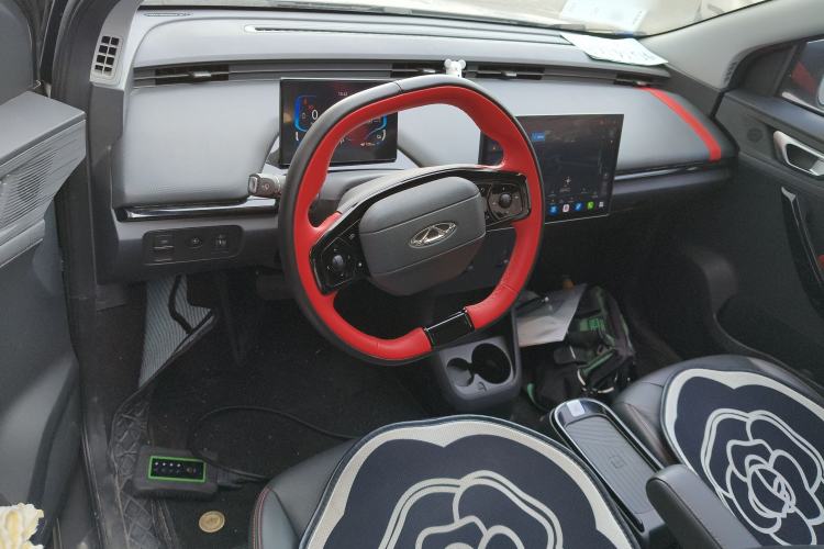 Used Chery New Energy Boundless Pro 2022 301km LingShou Edition Lithium Iron Phosphate Interior 2