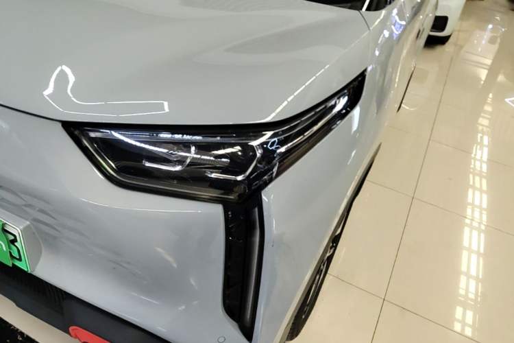 Used Chery New Energy Boundless Pro 2022 301km LingShou Edition Lithium Iron Phosphate Left Front Headlight