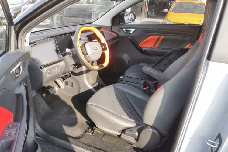 Used Chery New Energy Boundless Pro 2022 301km LingShou Edition Lithium Iron Phosphate Left Front Seat