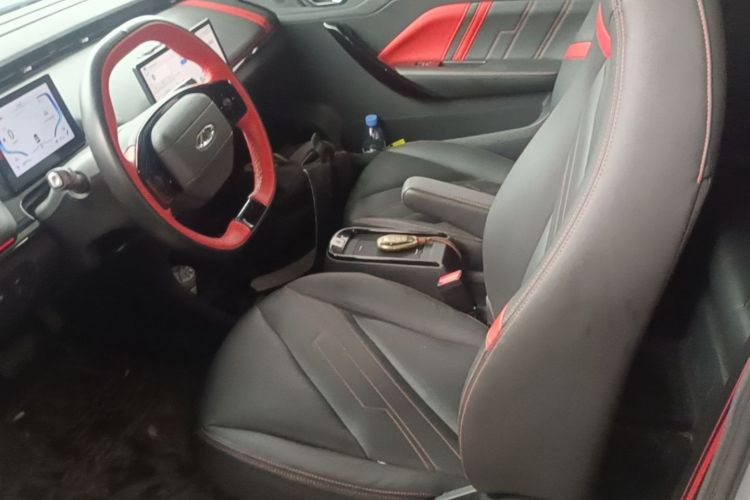 Used Chery New Energy Boundless Pro 2022 301 km Range "Divine Beast" Version Lithium-Ion Battery 30.6 kWh Left Front Seat
