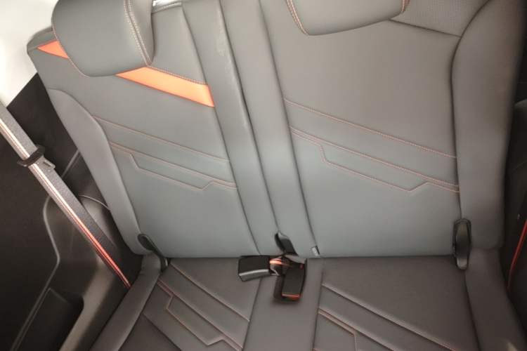 Used Chery New Energy Boundless Pro 2022 301km "WoW" Edition Lithium Iron Phosphate Left Rear Seat