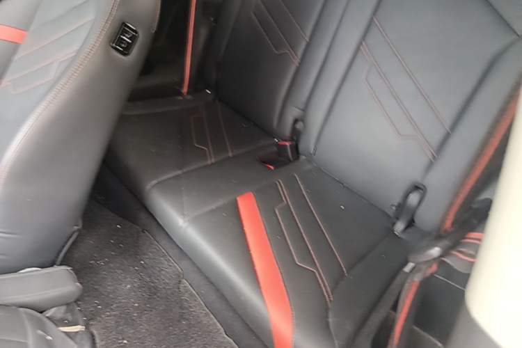 Used Chery New Energy Boundless Pro 2022 301km "WoW" Edition Lithium Iron Phosphate Left Rear Seat