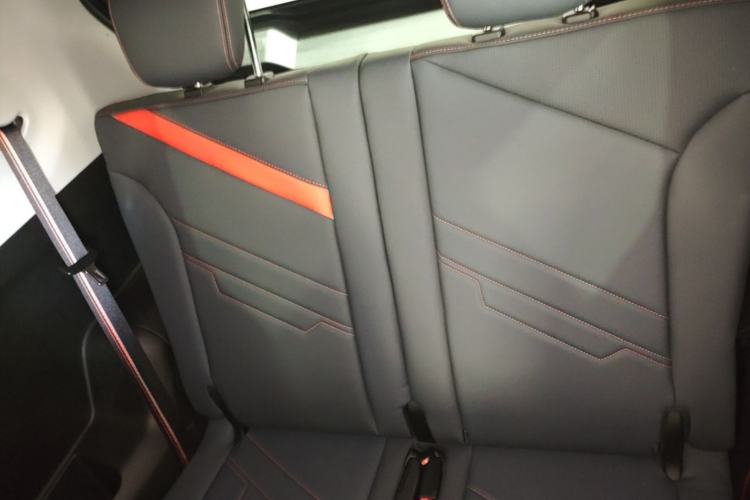 Used Chery New Energy Boundless Pro 2022 301km "Divine Beast" Version with Lithium Iron Phosphate Left Rear Seat