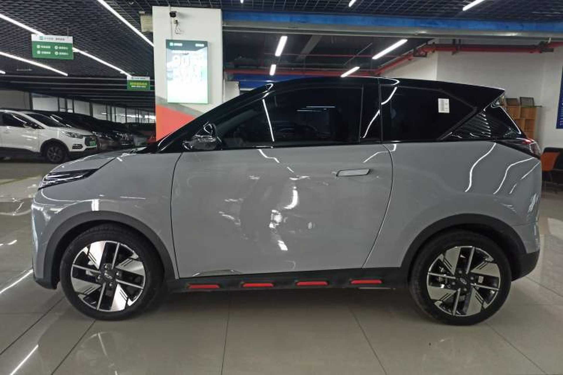 Used Chery New Energy Boundless Pro 2022 301km "Divine Beast" Version with Lithium Iron Phosphate Left Side