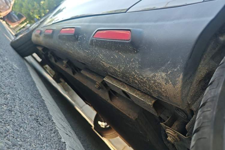 Used Chery New Energy Boundless Pro 2022 301km LingShou Edition Lithium Iron Phosphate Left Side Sill