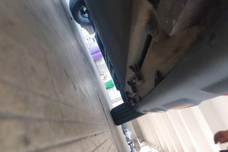 Used Chery New Energy Boundless Pro 2022 301km "WoW" Edition Lithium Iron Phosphate Left Side Sill