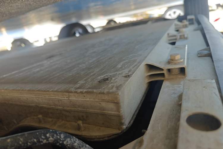 Used Chery New Energy Boundless Pro 2022 301km LingShou Edition Lithium Iron Phosphate Left Side Sill