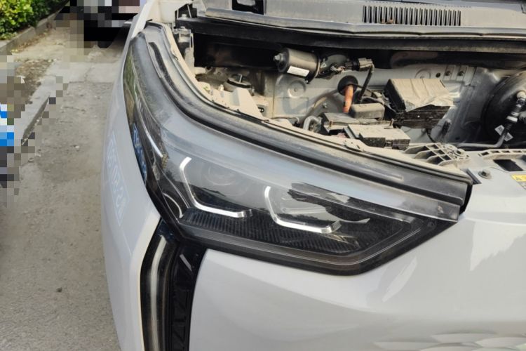 Used Chery New Energy Boundless Pro 2022 301km LingShou Edition Lithium Iron Phosphate Right Front Headlight