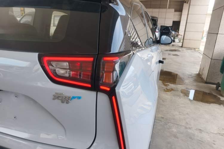 Used Chery New Energy Boundless Pro 2022 301km "WoW" Edition Lithium Iron Phosphate Right Rear Taillight