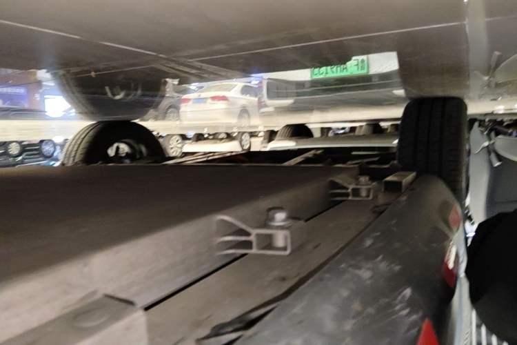 Used Chery New Energy Boundless Pro 2022 301km LingShou Edition Lithium Iron Phosphate Right Side Sill