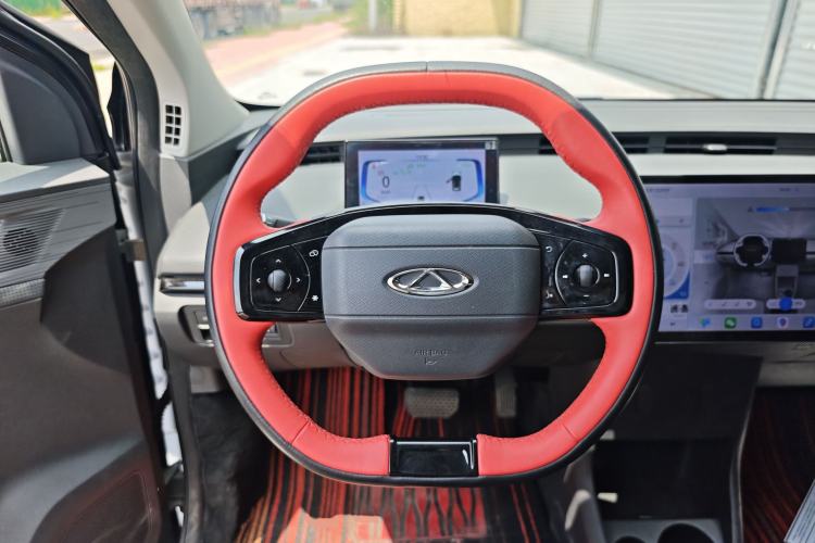 Used Chery New Energy Boundless Pro 2022 301km LingShou Edition Lithium Iron Phosphate Steering Wheel