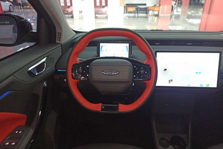 Used Chery New Energy Boundless Pro 2022 301km "Divine Beast" Version with Lithium Iron Phosphate Steering Wheel