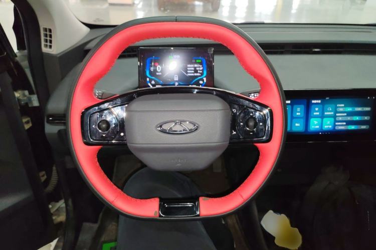 Used Chery New Energy Boundless Pro 2022 301km "WoW" Edition Lithium Iron Phosphate Steering Wheel