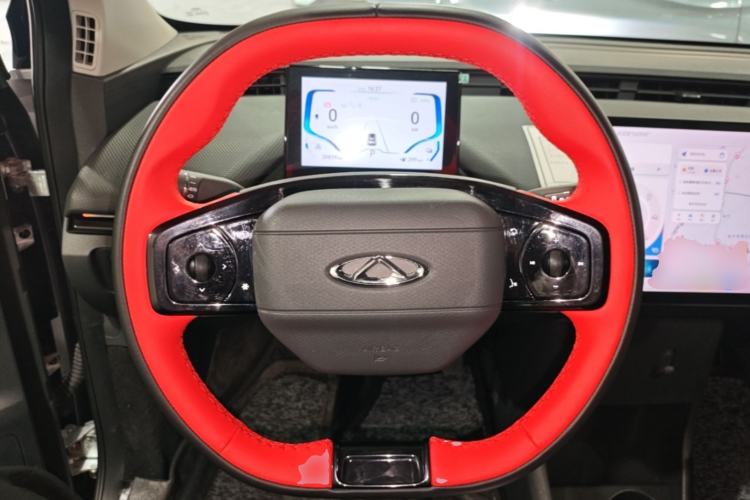 Used Chery New Energy Boundless Pro 2022 301km "Divine Beast" Version with Lithium Iron Phosphate Steering Wheel