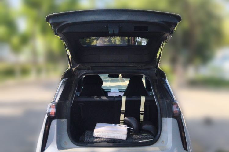 Used Chery New Energy Boundless Pro 2022 301km LingShou Edition Lithium Iron Phosphate Trunk