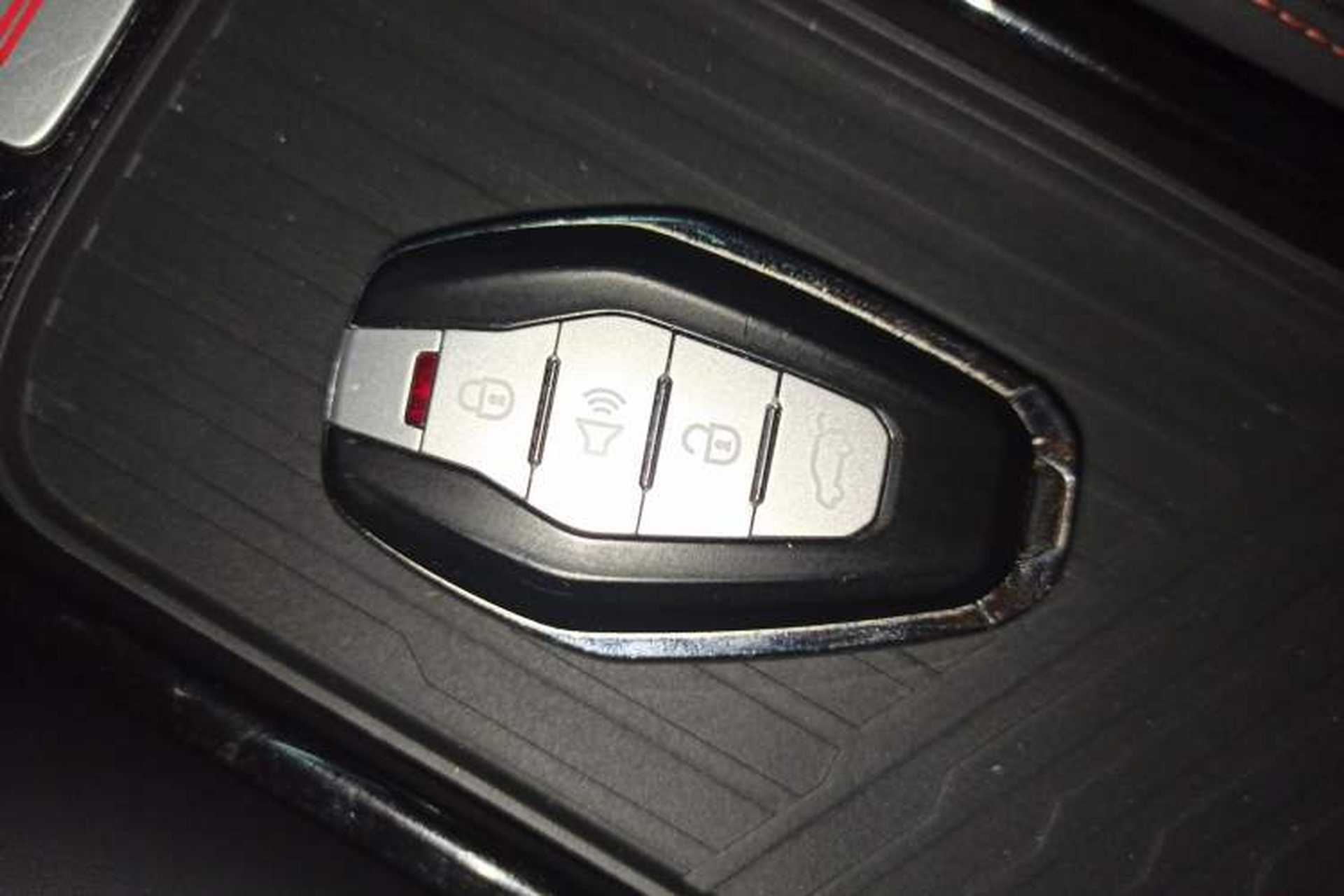 Used Chery New Energy Boundless Pro 2022 301km "Divine Beast" Version with Lithium Iron Phosphate Vehicle Key