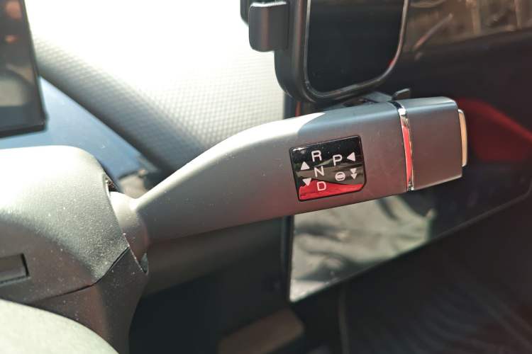 Used Chery New Energy Boundless Pro 2022 408 km Range Shenshou Version Lithium-Ion Battery Gear Lever