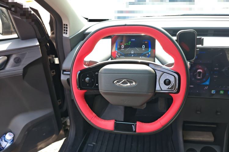 Used Chery New Energy Boundless Pro 2022 408 km Range Shenshou Version Lithium-Ion Battery Steering Wheel