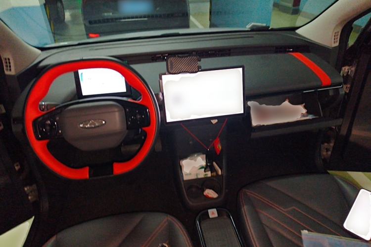 Used Chery New Energy Boundless Pro 2022 301km "WoW" Edition Lithium Iron Phosphate Center Console