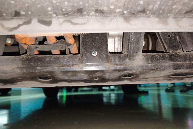 Used Chery New Energy Boundless Pro 2022 301km "WoW" Edition Lithium Iron Phosphate Chassis Rear