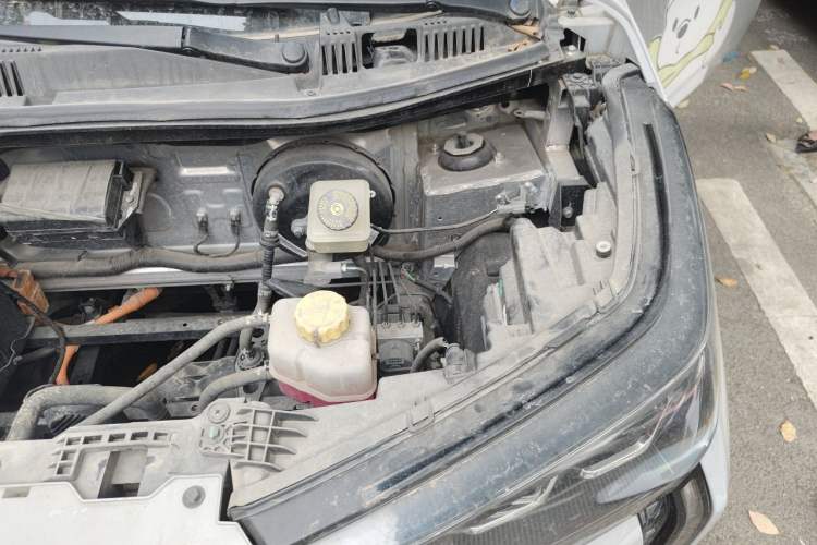 Used Chery New Energy Boundless Pro 2022 301km LingShou Edition Lithium Iron Phosphate Engine Bay Left