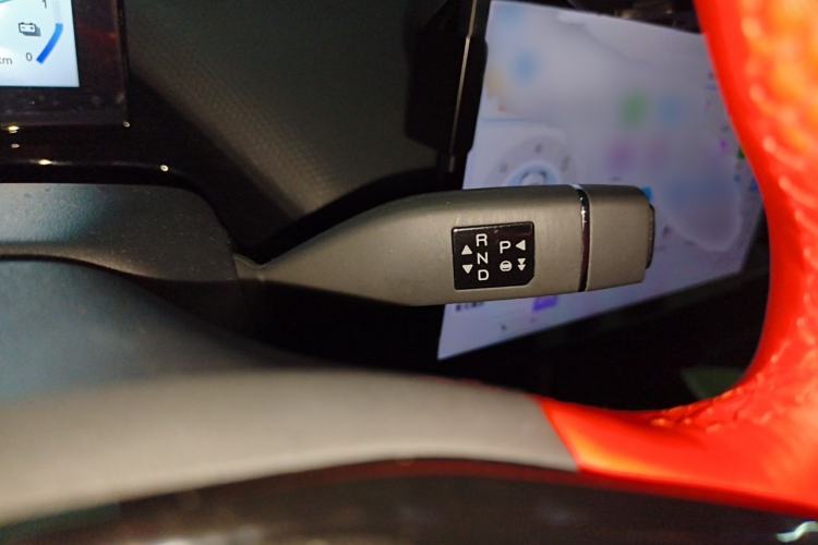 Used Chery New Energy Boundless Pro 2022 301km "WoW" Edition Lithium Iron Phosphate Gear Lever