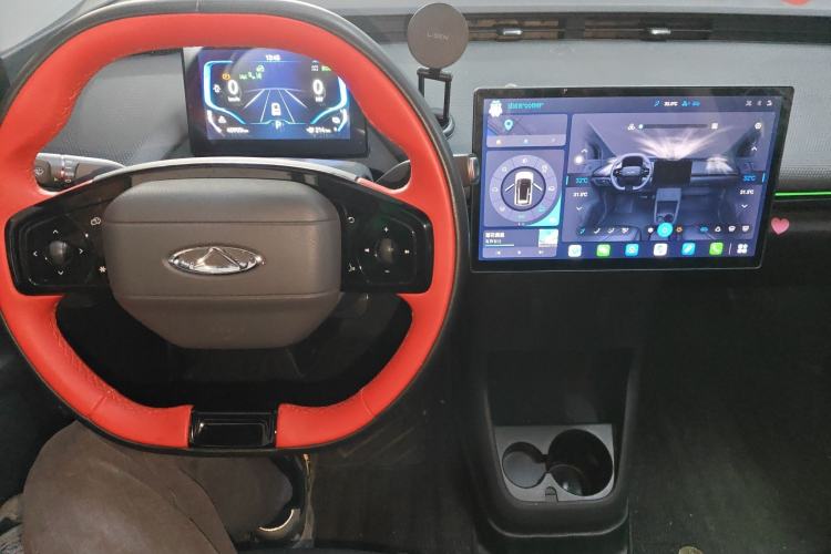 Used Chery New Energy Boundless Pro 2022 408 km Range Shenshou Version Lithium-Ion Battery Interior 2