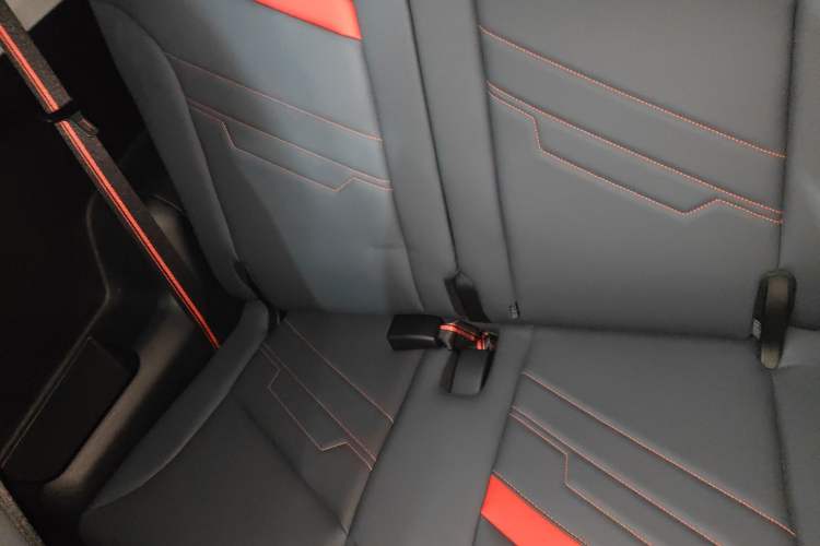Used Chery New Energy Boundless Pro 2022 408 km Range Shenshou Version Lithium-Ion Battery Interior 4