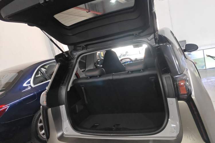 Used Chery New Energy Boundless Pro 2022 408 km Range Shenshou Version Lithium-Ion Battery Trunk
