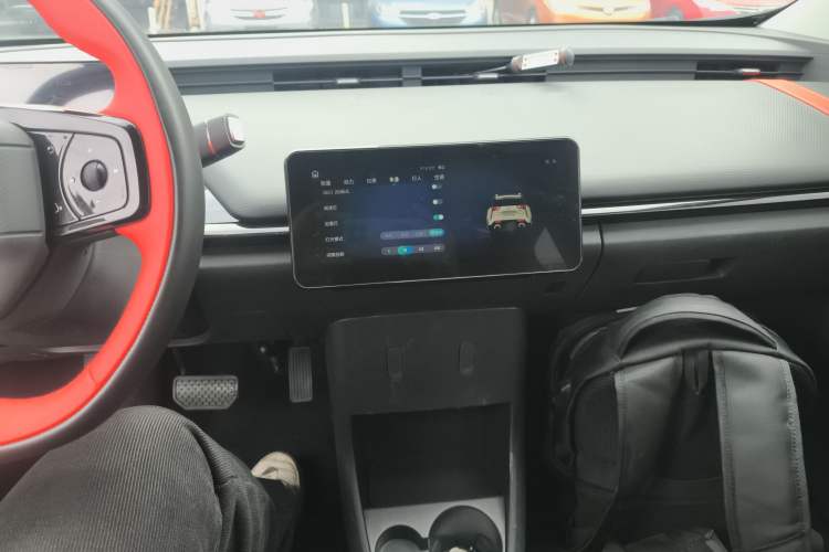 Used Chery New Energy Boundless Pro 2022 301km "WoW" Edition Lithium Iron Phosphate Audio And AC Panel