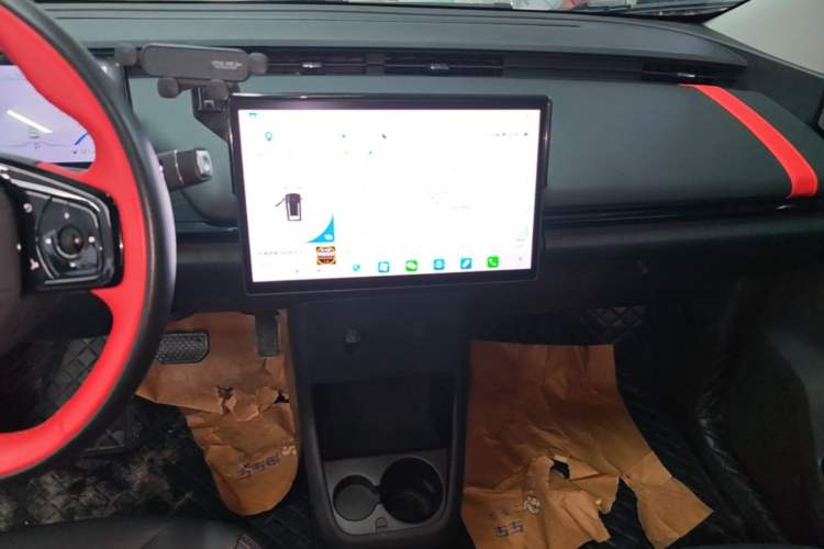 Used Chery New Energy Boundless Pro 2022 301km LingShou Edition Lithium Iron Phosphate Audio And AC Panel
