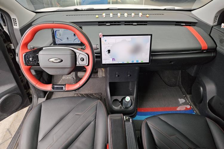 Used Chery New Energy Boundless Pro 2022 301km LingShou Edition Lithium Iron Phosphate Center Console