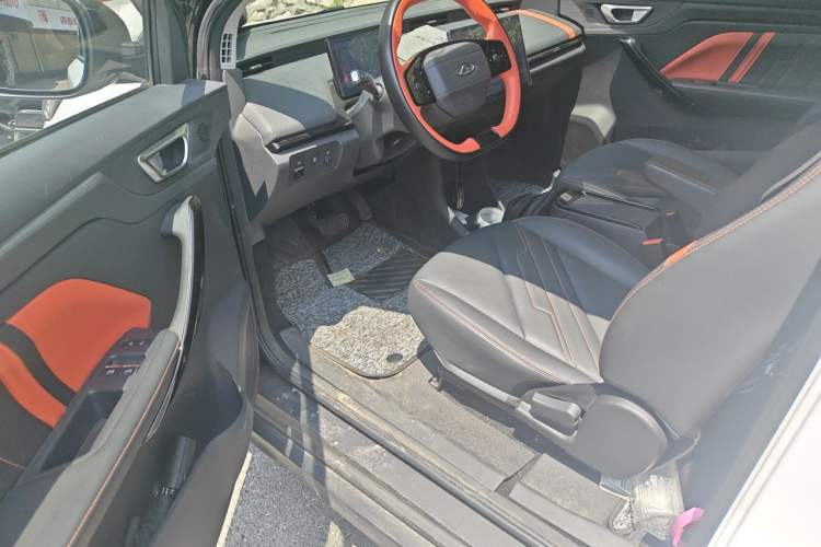 Used Chery New Energy Boundless Pro 2022 301km LingShou Edition Lithium Iron Phosphate Driver Seat