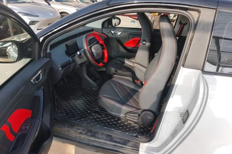 Used Chery New Energy Boundless Pro 2022 301km LingShou Edition Lithium Iron Phosphate Driver Seat