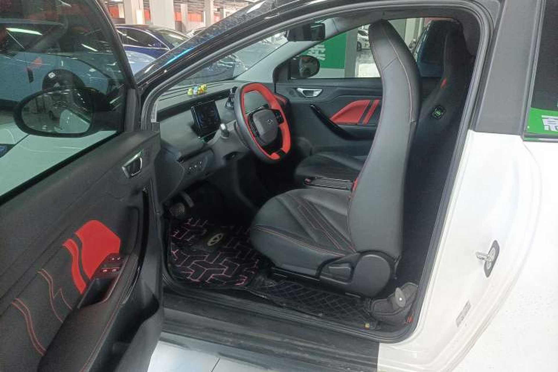 Used Chery New Energy Boundless Pro 2022 301km "WoW" Edition NMC Lithium Battery 30.6 kWh Driver Seat