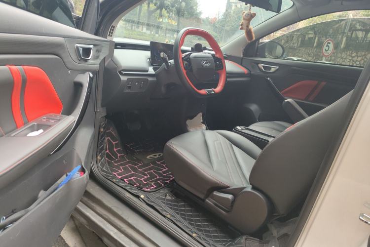 Used Chery New Energy Boundless Pro 2022 301km "WoW" Edition NMC Lithium Battery 30.6 kWh Driver Seat