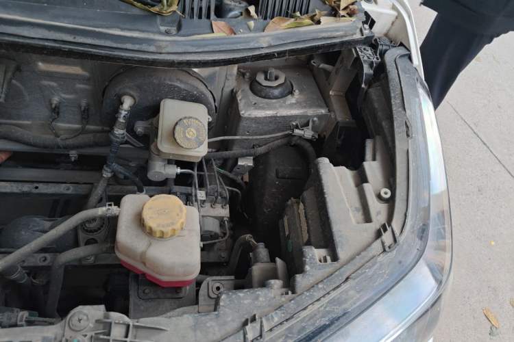 Used Chery New Energy Boundless Pro 2022 301km LingShou Edition NMC Lithium-ion Engine Bay Left