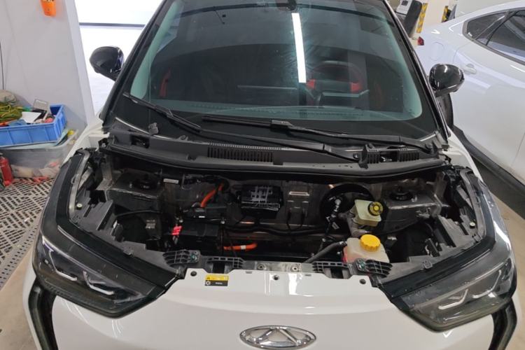 Used Chery New Energy Boundless Pro 2022 301km LingShou Edition Lithium Iron Phosphate Engine Bay