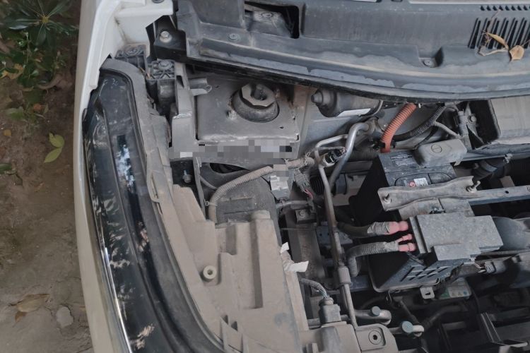 Used Chery New Energy Boundless Pro 2022 301km LingShou Edition NMC Lithium-ion Engine Bay Right