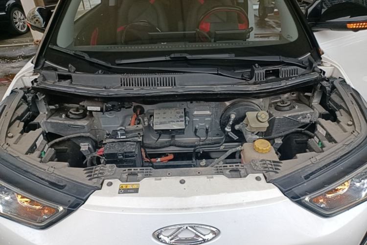 Used Chery New Energy Boundless Pro 2022 301km "Divine Beast" Version with Lithium Iron Phosphate Engine Bay