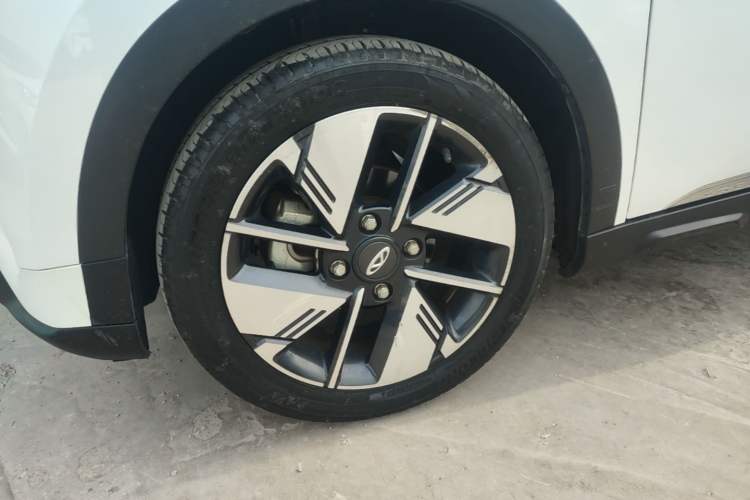 Used Chery New Energy Boundless Pro 2022 301 km Range "Divine Beast" Version Lithium-Ion Battery 30.6 kWh Exterior 2