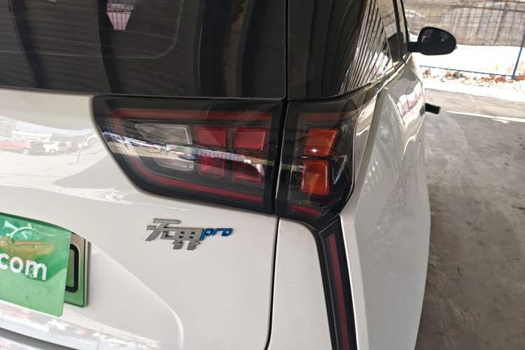 Used Chery New Energy Boundless Pro 2022 301km LingShou Edition Lithium Iron Phosphate Exterior 3