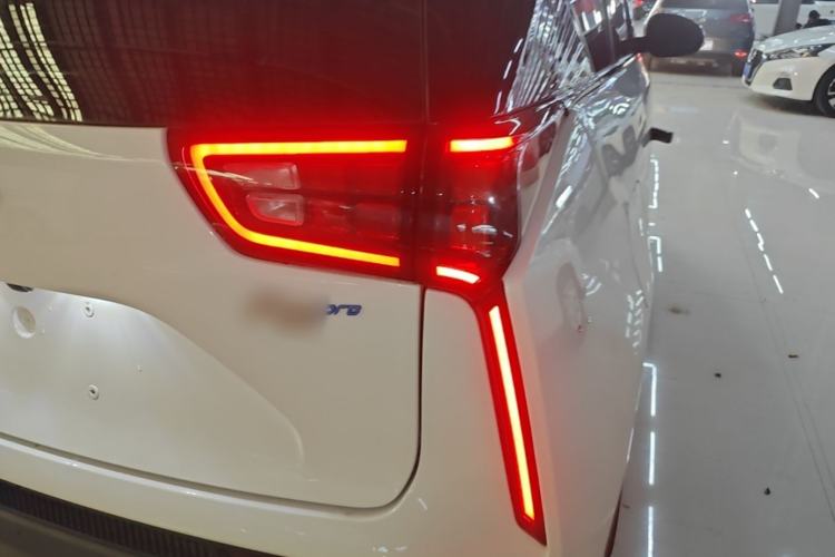 Used Chery New Energy Boundless Pro 2022 301km LingShou Edition Lithium Iron Phosphate Exterior 3