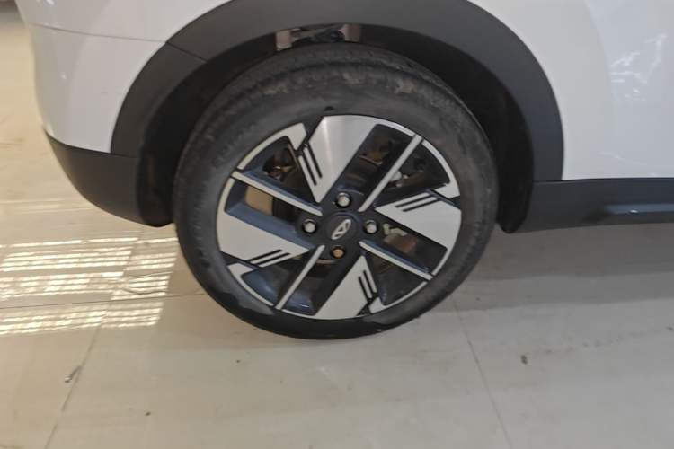 Used Chery New Energy Boundless Pro 2022 301km LingShou Edition Lithium Iron Phosphate Exterior 5