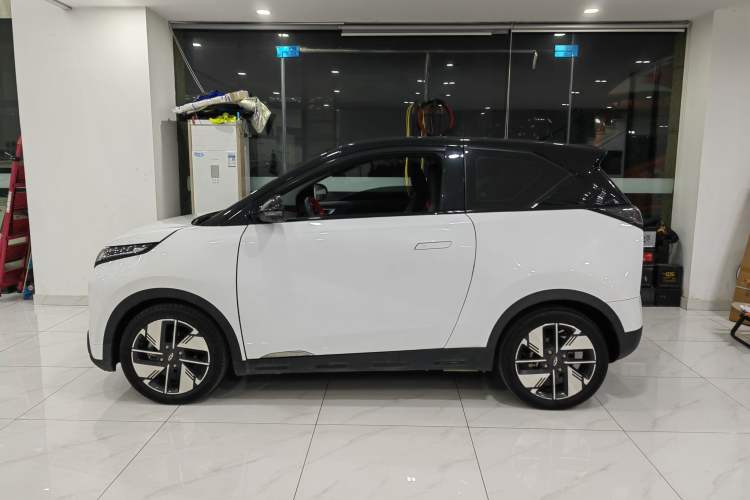Used Chery New Energy Boundless Pro 2022 301km "Divine Beast" Version with Lithium Iron Phosphate Exterior 7