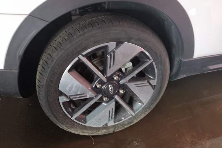 Used Chery New Energy Boundless Pro 2022 301km "WoW" Edition Lithium Iron Phosphate Exterior 8