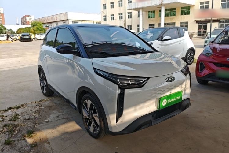 Used Chery New Energy Boundless Pro 2022 301km LingShou Edition Lithium Iron Phosphate Front Right 45 Deg